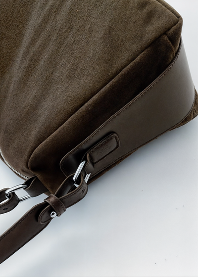 Vegane Wildleder Umhängetasche Damen – Kompakte Bucket Bag mit Reißverschluss