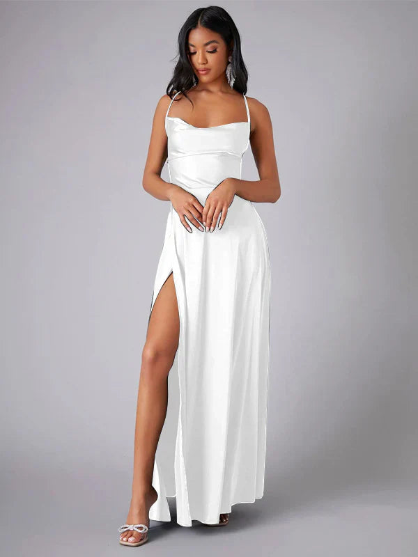 Julija | Maxikleid mit fließendem Seidenmuster und elegantem Rücken