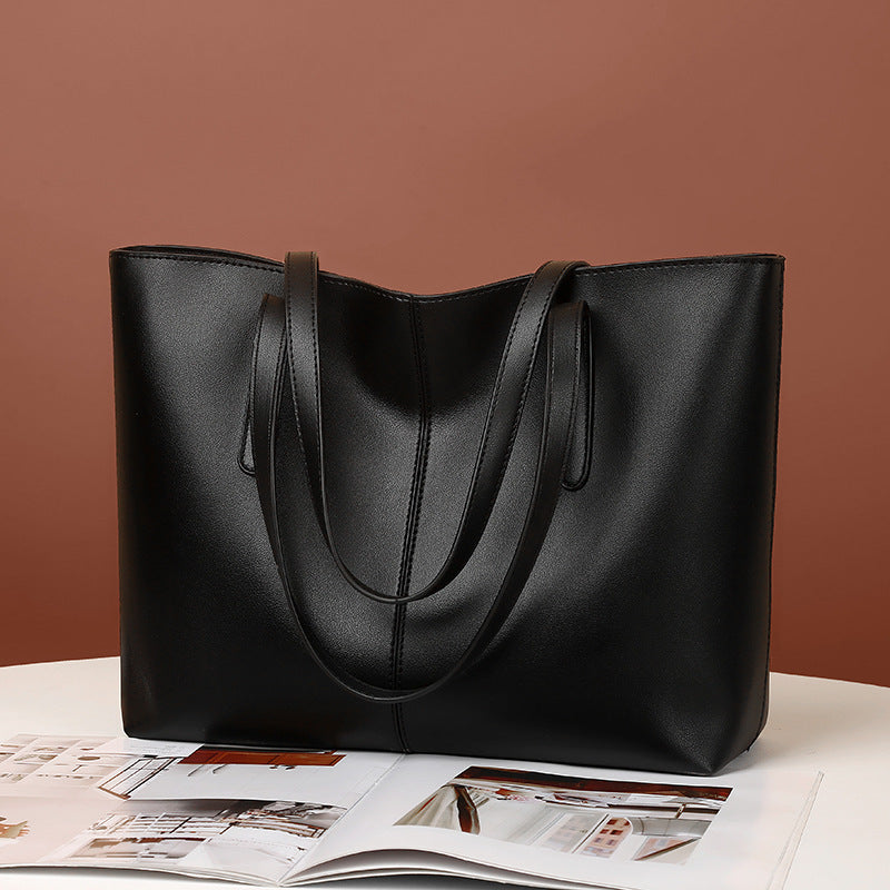 Felini - Nero Large Tote Bag