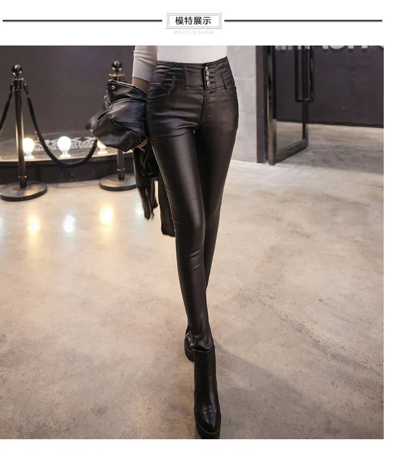 Calidora – Röhrenhose aus Leder mit hoher Taille