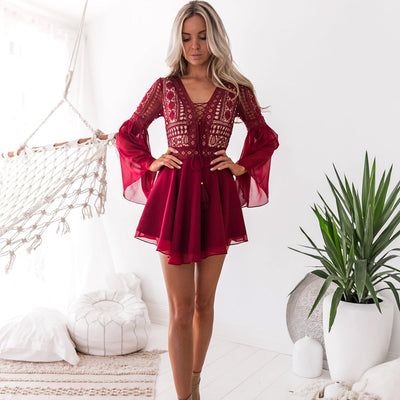 Avelena | Trendiges Kleid mit Modischen Details