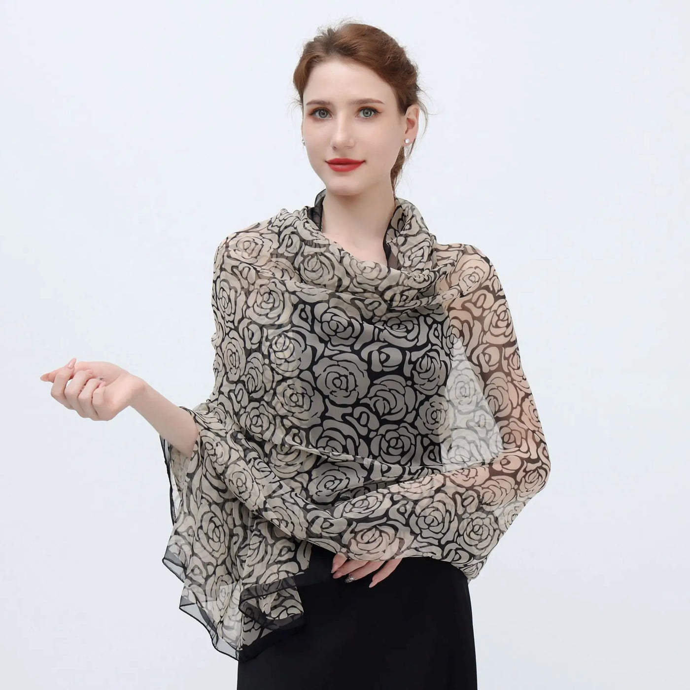 Matilda | Seidenschal mit elegantem Design und weicher Textur für kalte Tage (Saison 4)