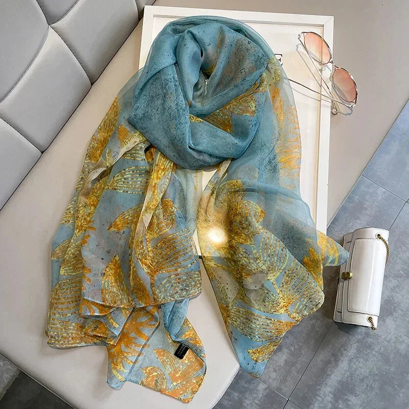 Matilda | Seidenschal mit elegantem Design und weicher Textur für kalte Tage (Saison 1)
