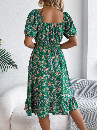 Salvora – Elegantes Kleid mit Blumenmuster und quadratischem Ausschnitt