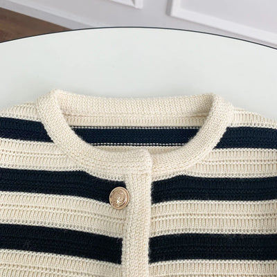 Avelena | Eleganter Britischer Pullover für Frauen