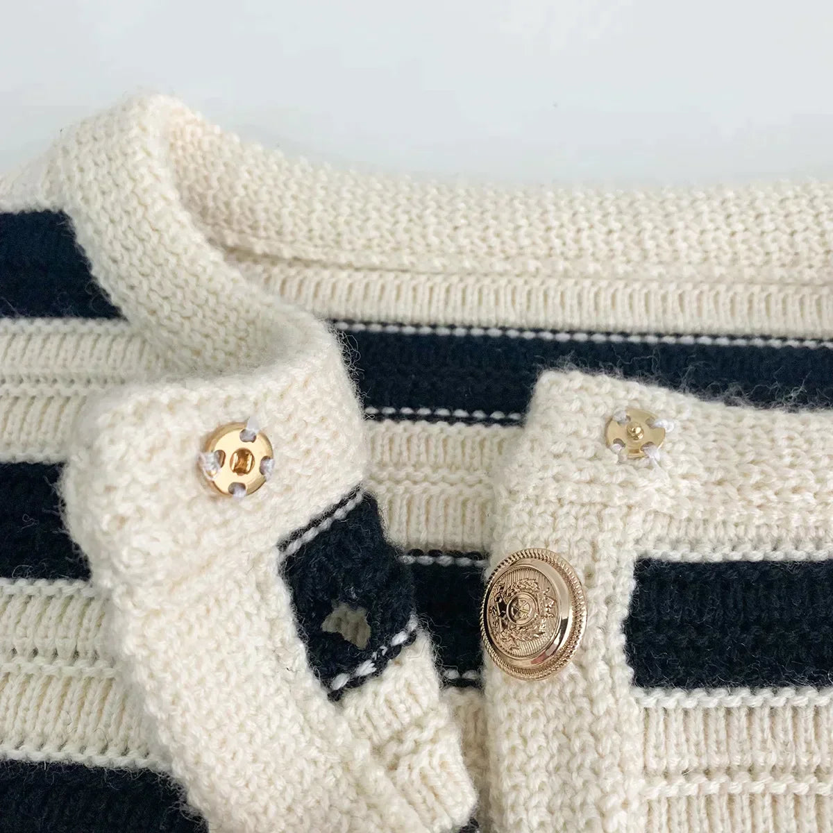 Avelena | Eleganter Britischer Pullover für Frauen