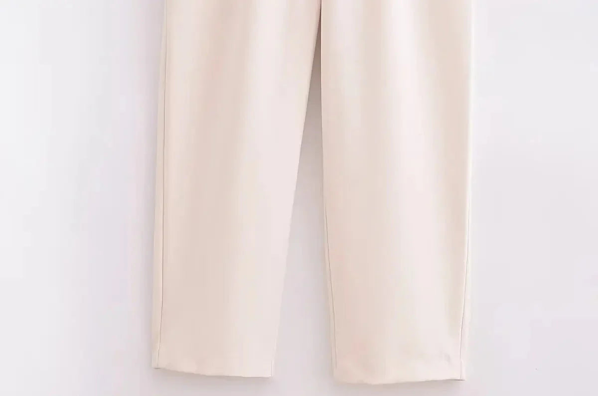 Avelena | Lässiger Knopf-Jumpsuit