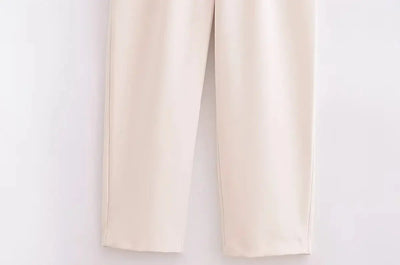 Avelena | Lässiger Knopf-Jumpsuit