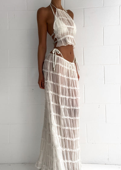 Transparentes Zweiteiler-Set | Halterneck-Top & Maxirock | Luftige Eleganz