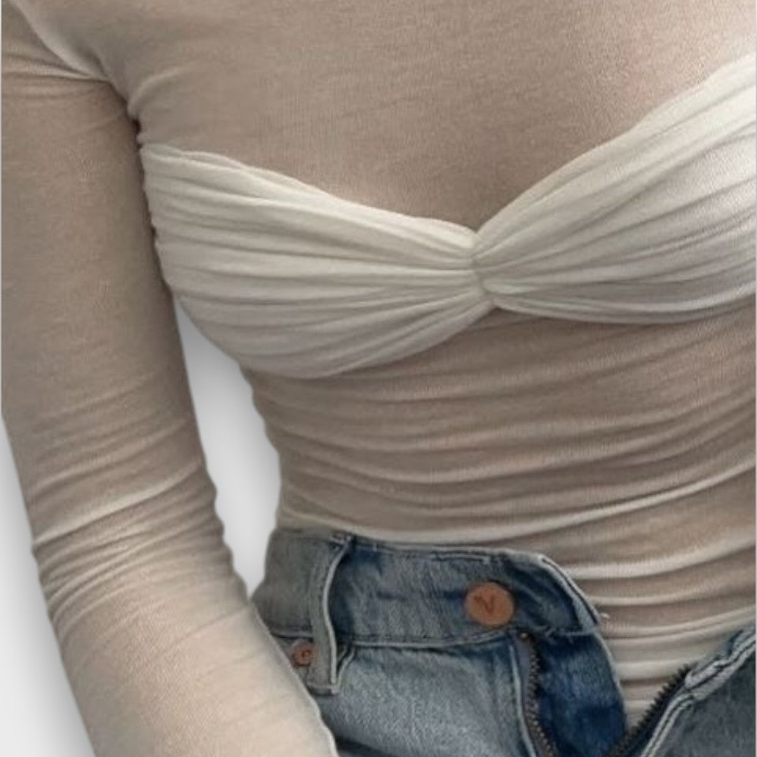 Glea – Transparenter Mesh-Top mit modernem Twist