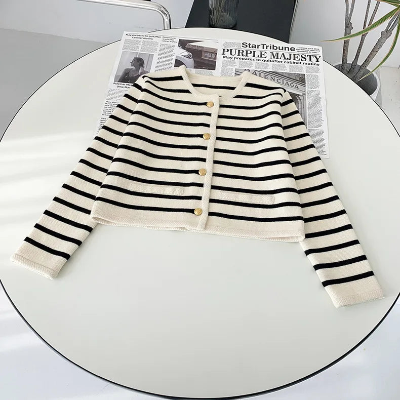 Avelena | Eleganter Britischer Pullover für Frauen