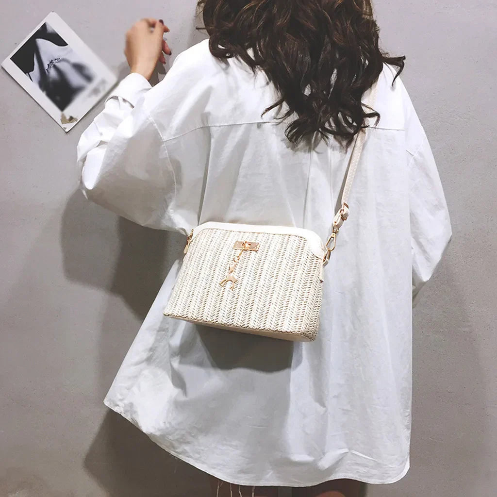 Boho Strohumhängetasche Damen – Handgefertigte Crossbody Tasche Sommer 2025