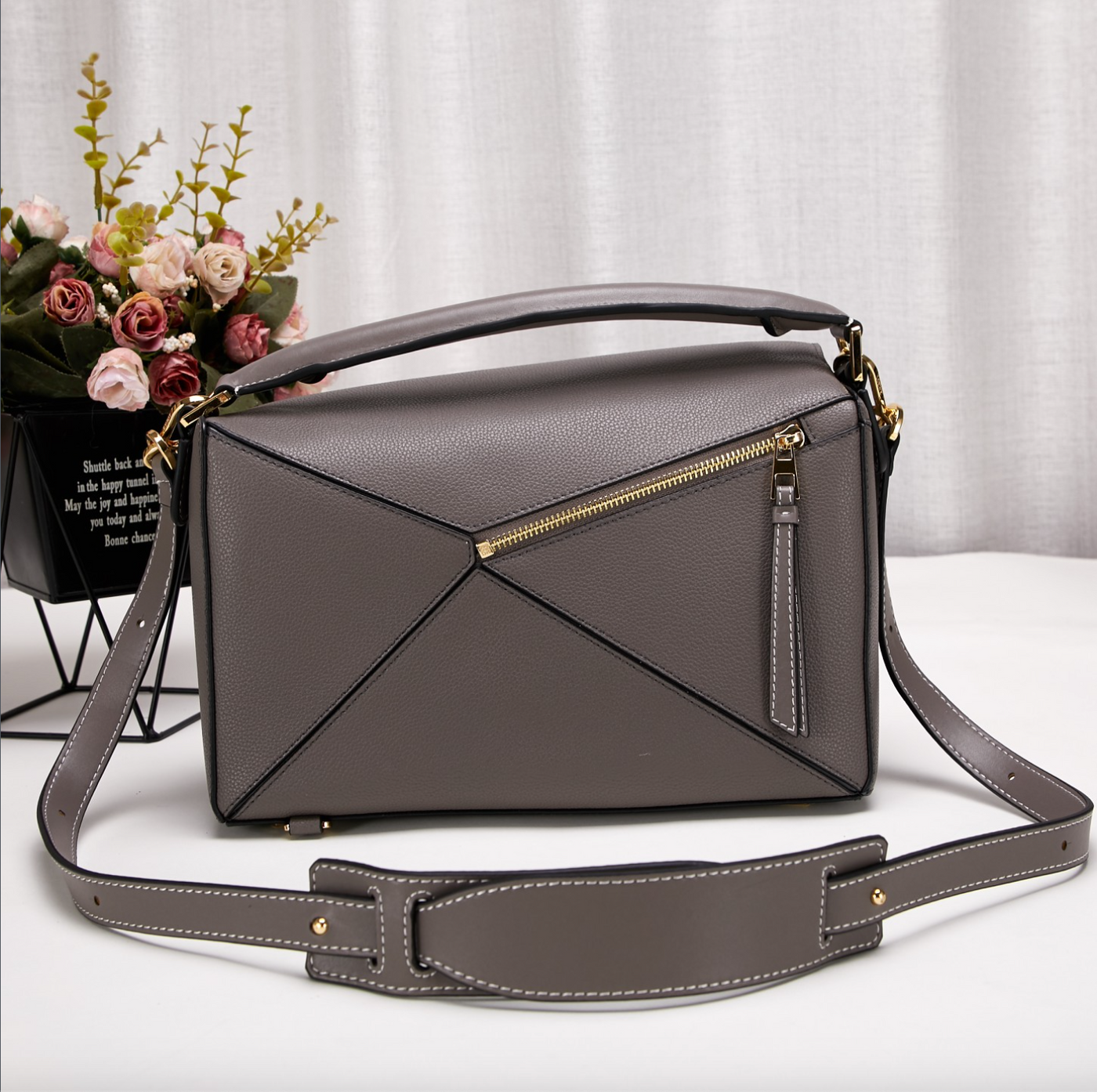 Rechteckige Strandtasche aus veganem Leder – Nachhaltig & Stilvoll