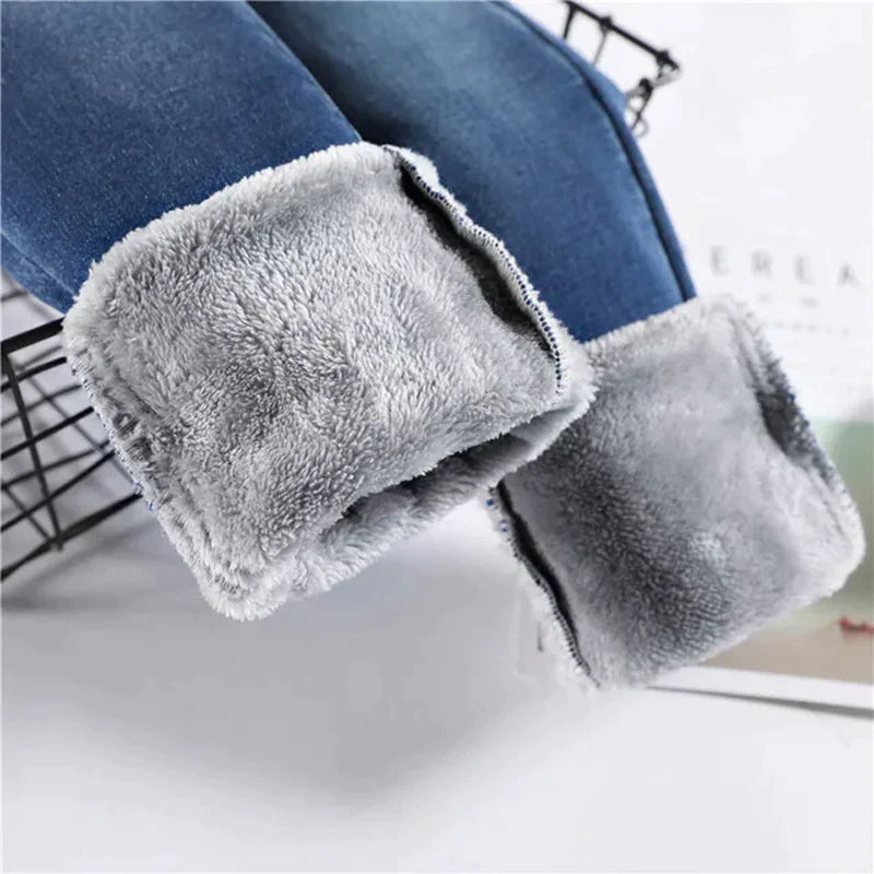 Avelena | Dehnbare Thermo-Jeans