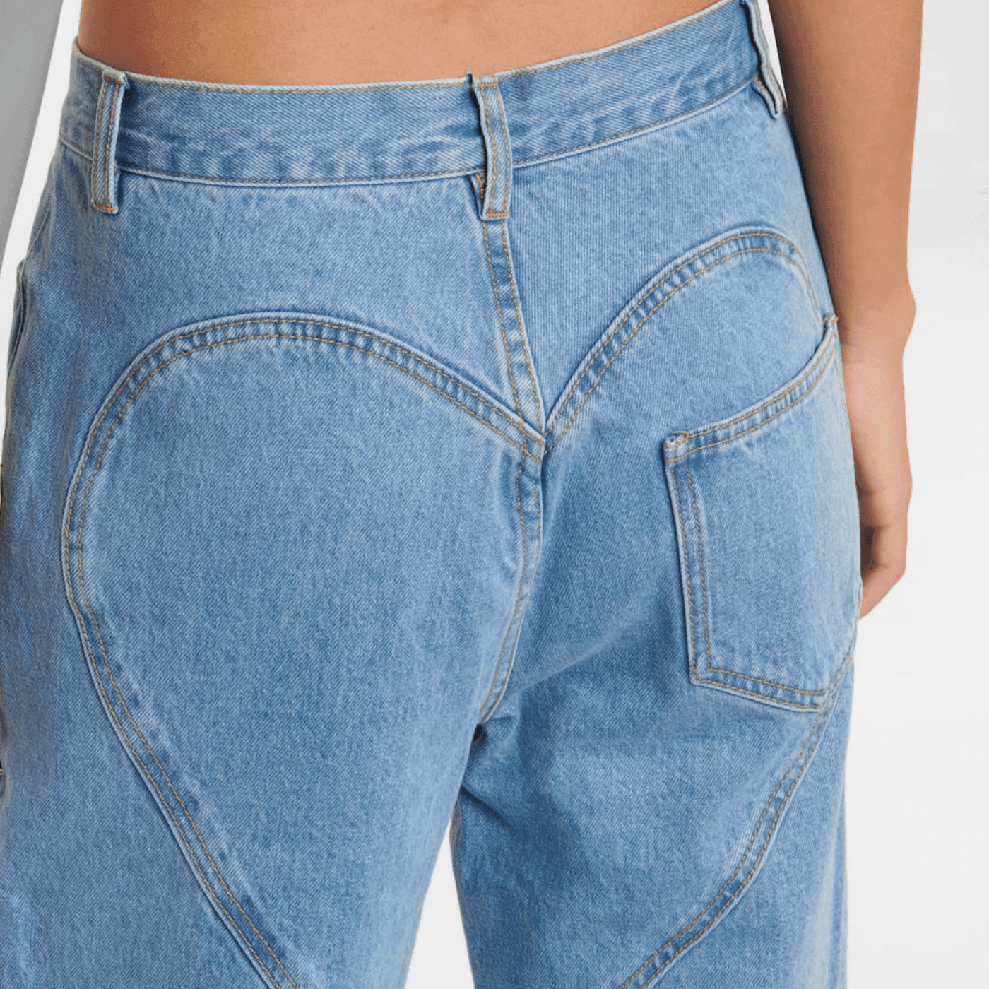 LIRIANA – High-Waisted Cutout Jeans