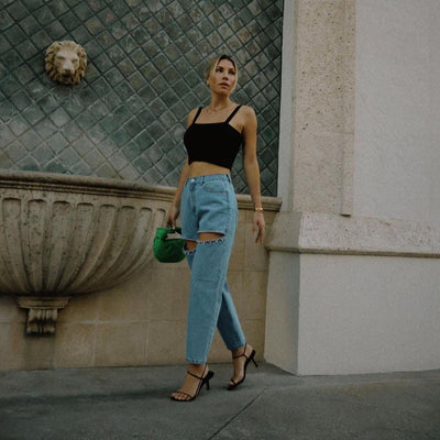 LIRIANA – High-Waisted Cutout Jeans