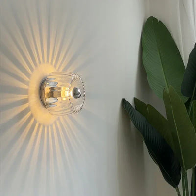 Design Glas Wandleuchte – Moderne Wandlampe mit Strahlen-Effekt