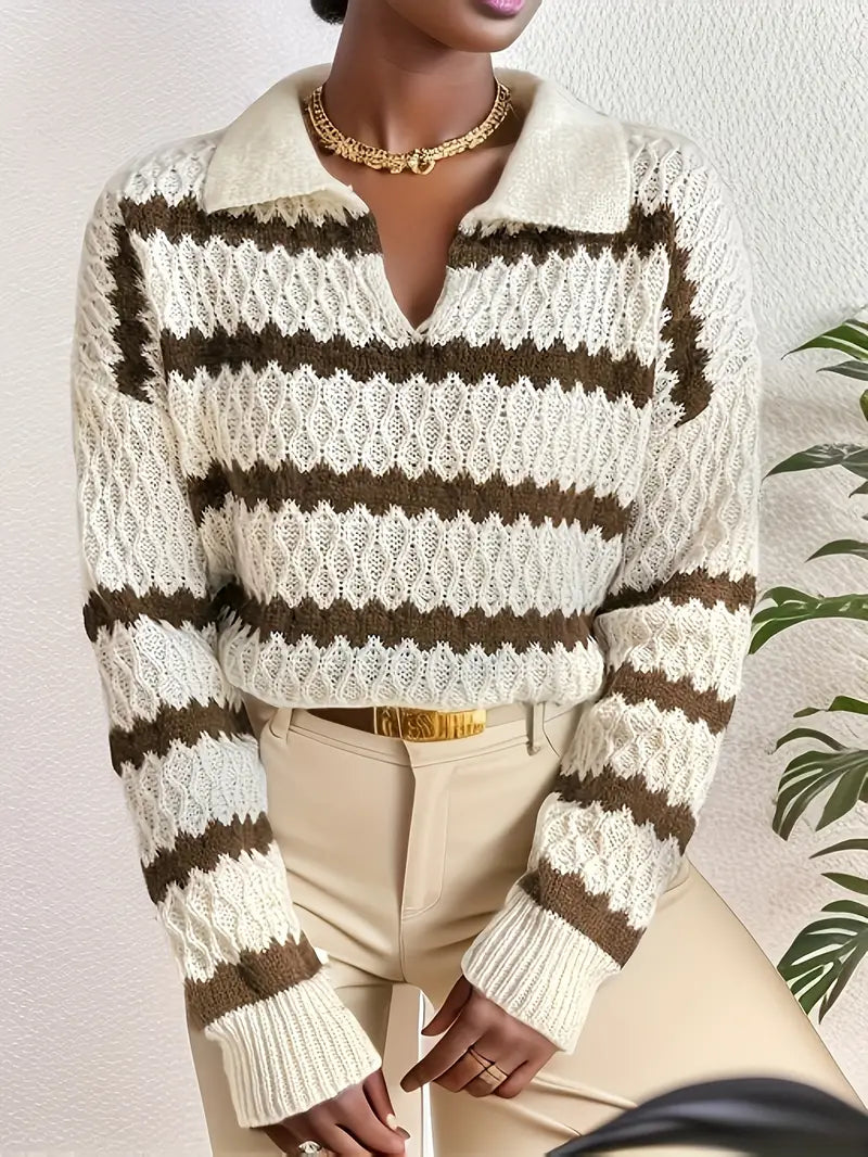 Avelena | Schicker Strickpullover mit Streifenmuster und Kragen