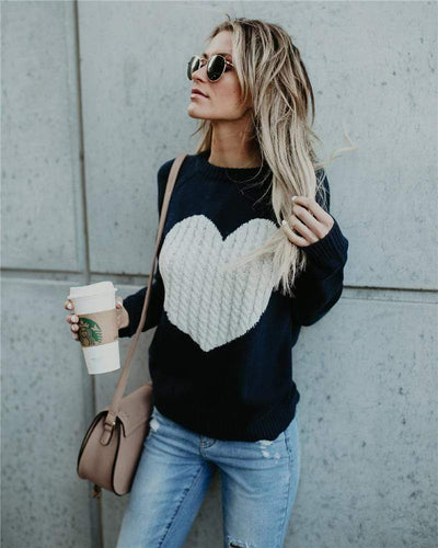 Strickpullover mit Herzmotiv | Weicher Stoff | Trendiger Look