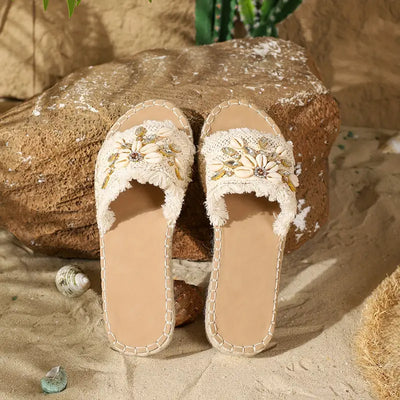 Sajii – Stilvolle Boho-Sandalen
