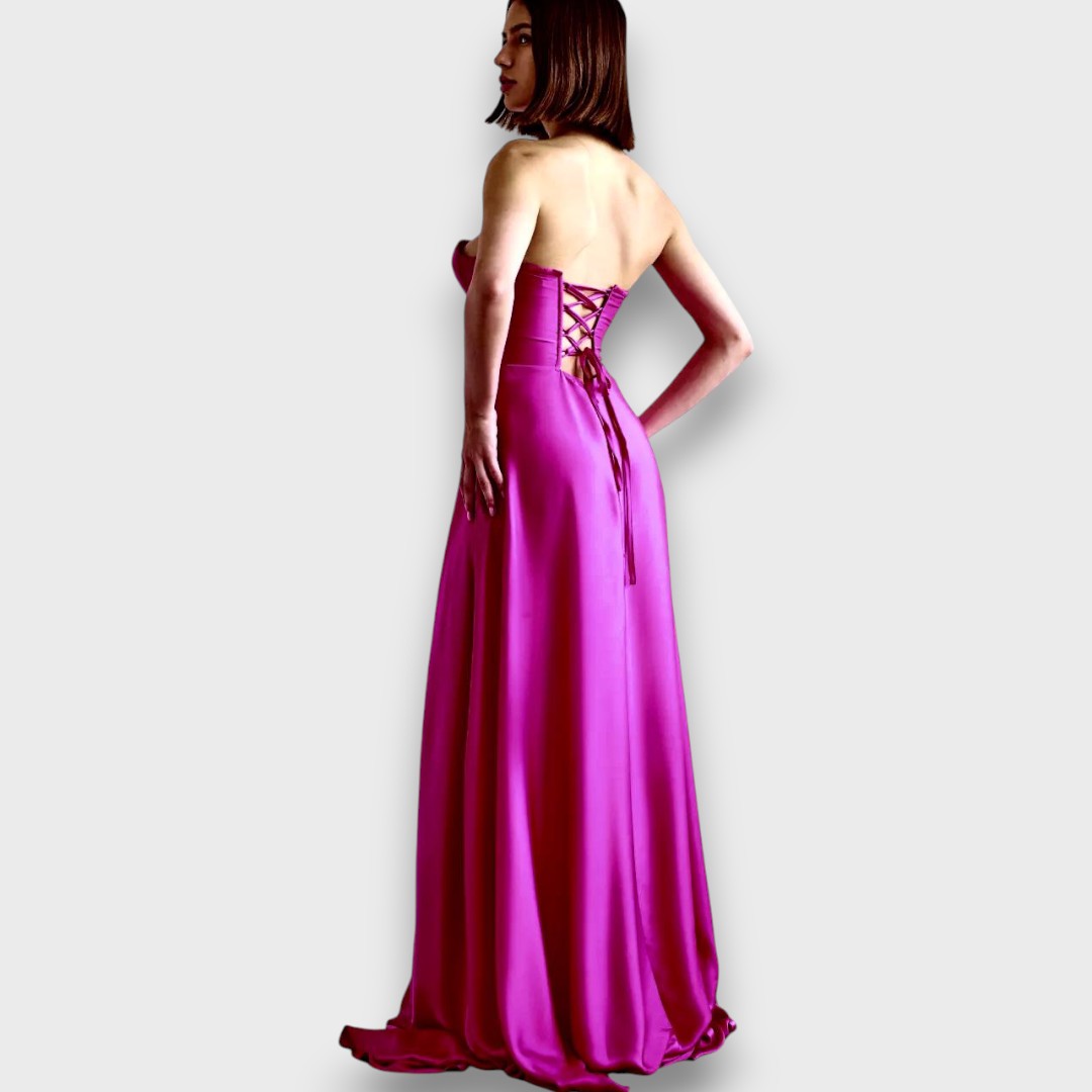 Victoria – Schulterfreies Abendkleid mit Rückenschnürung