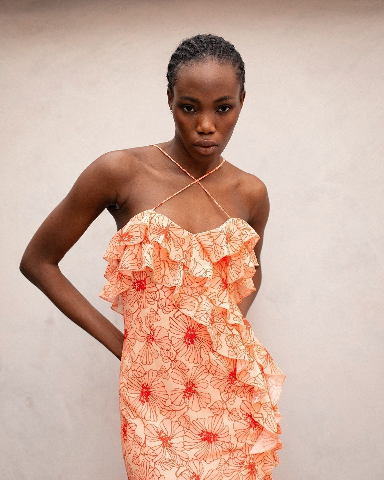 Avelena | Rüschen-Chiffon-Slip-Maxikleid mit Überkreuztem Ausschnitt