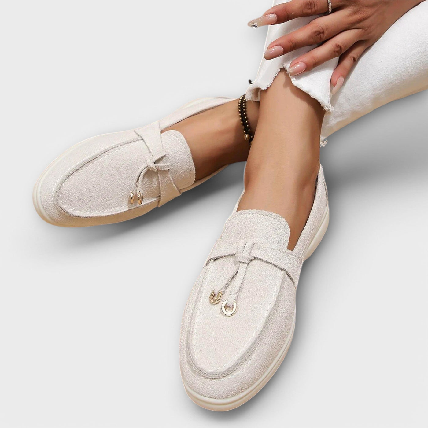 Sarima – Elegante Slipper mit Schnürdetail