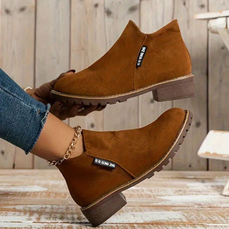 Hailee | Damen Bequeme Stiefeletten | Schwarz