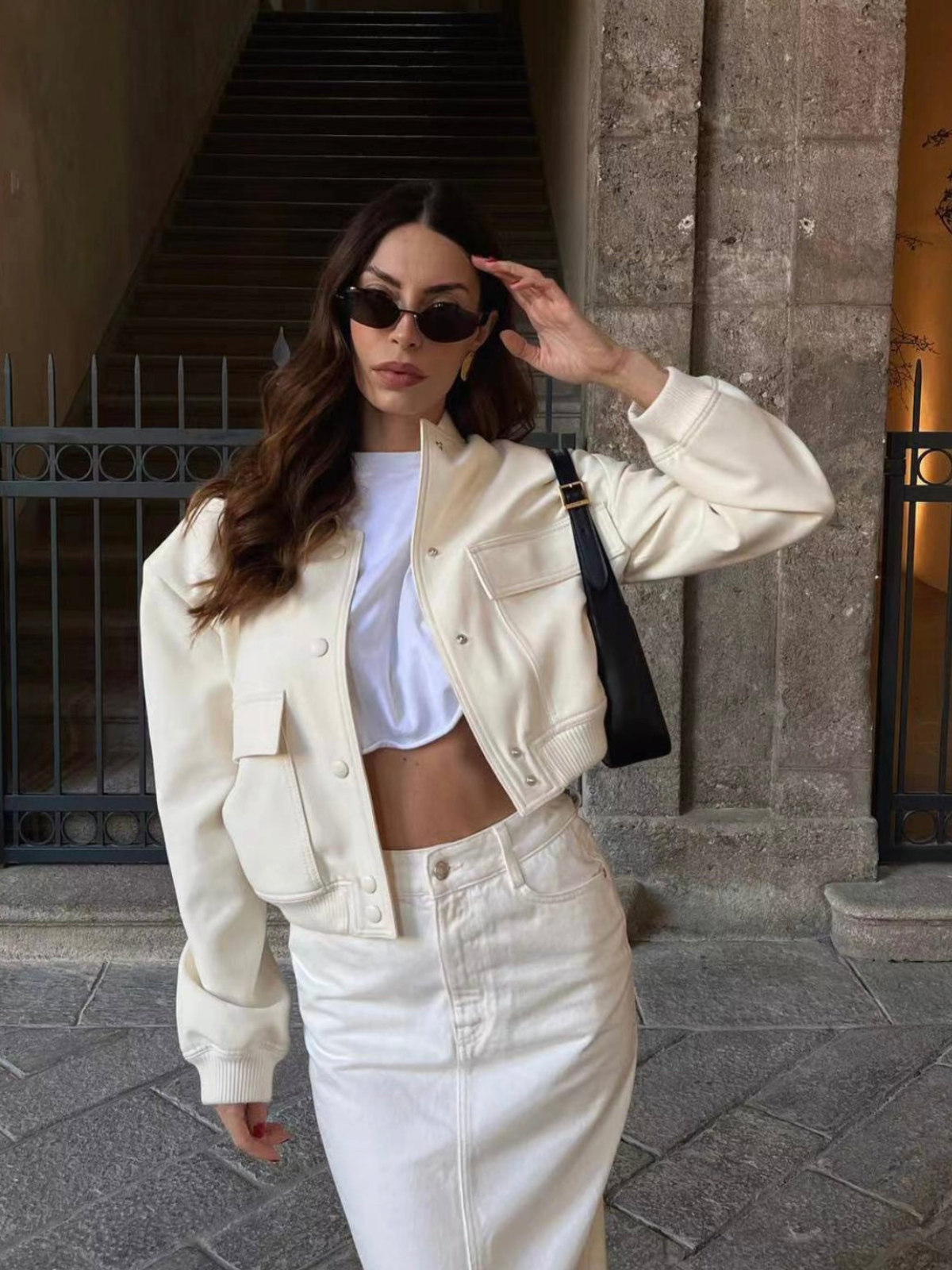 Josephine | Damen Schwarze Bomberjacke | Elegant