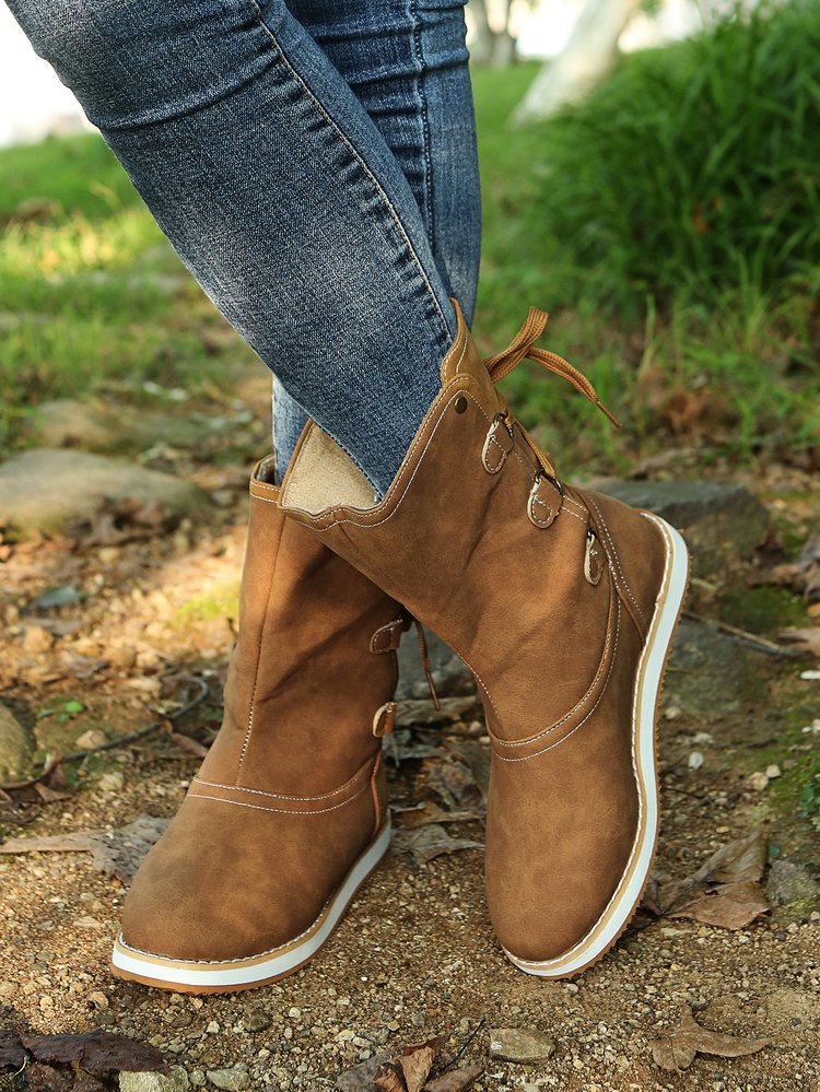 Avelena | Flache Stiefel mit Schnalle und Schnürverschluss