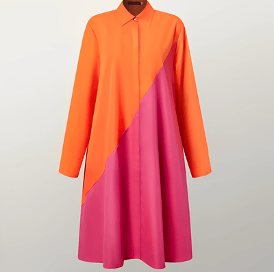 Modernes hemdblusenkleid mit umlegekragen und dreiviertelärmeln