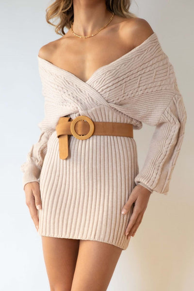 Avelena | Minikleid mit V-Ausschnitt aus Strick
