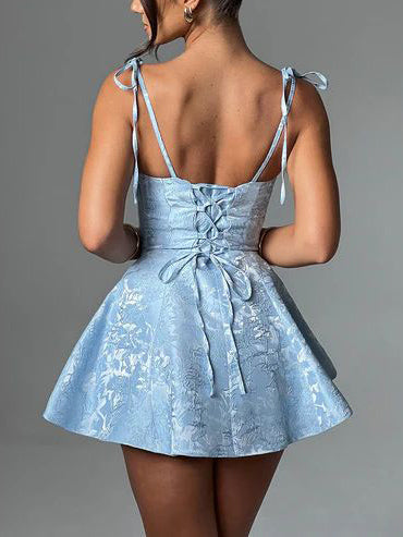 Avelena | Minikleid mit A-Saum, Jacquard-Textur und Trägern