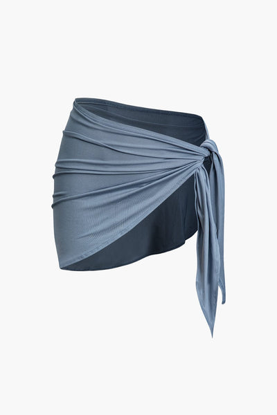 Nyx | Halterneck-Top & Drapierter Minirock – Ein aufregender Look für besondere Nächte