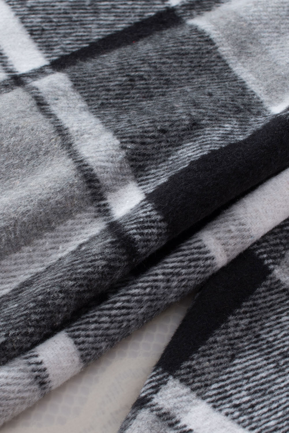 Kariertes Oversized-Hemdjacke | Kapuze & Knopfleiste | Lässiger Komfort