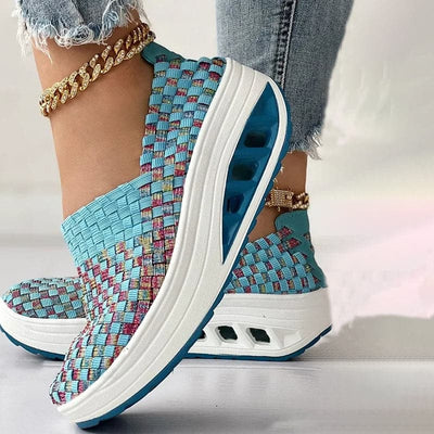 Noctiselle – Atmungsaktive Slip-On-Plateau-Sneaker aus Webstoff