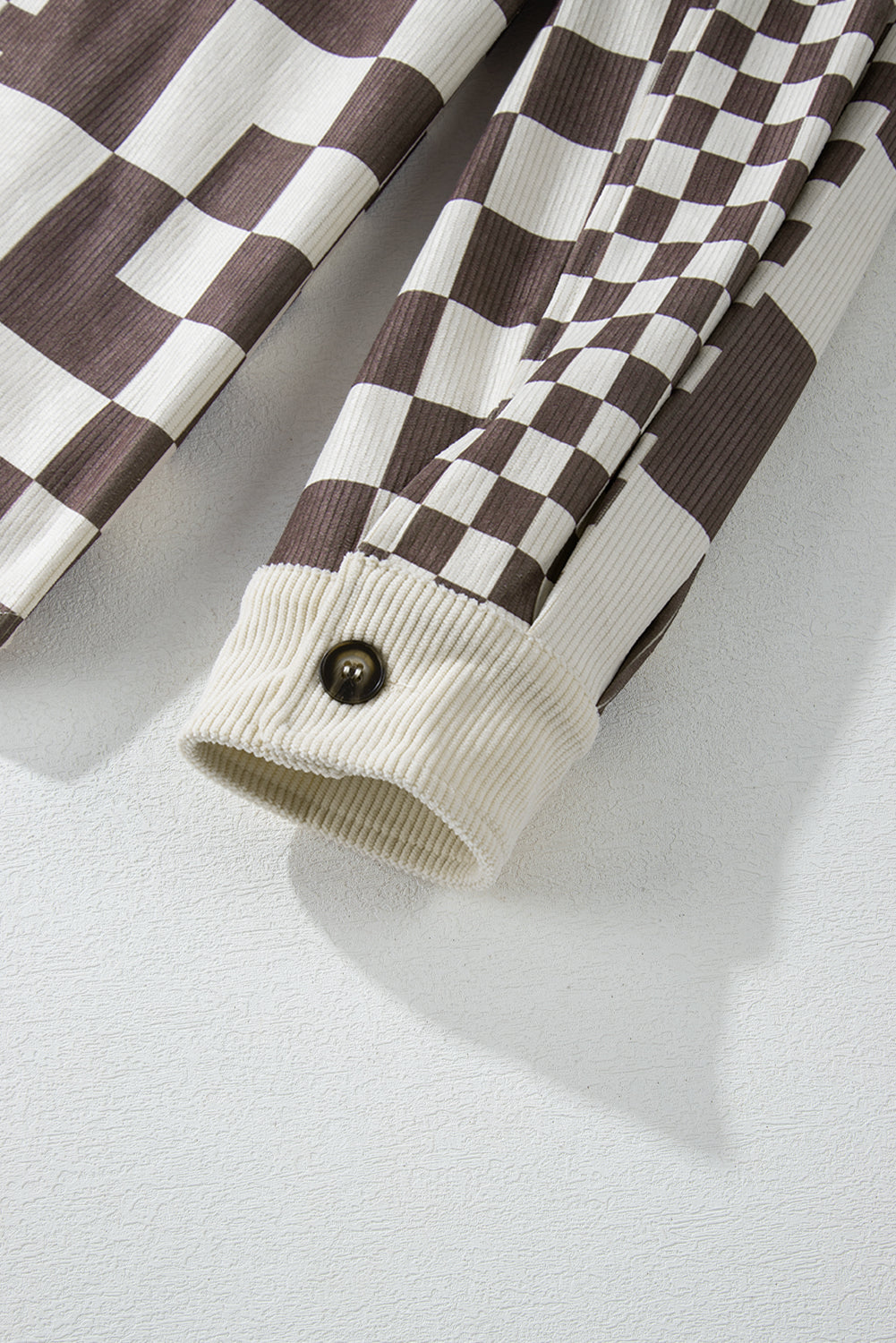 Karierte Oversized-Hemdjacke | Cord-Textur | Retro-Chic
