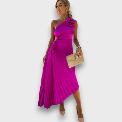 Lunelle – Asymmetrisches Kleid mit Rosendetail