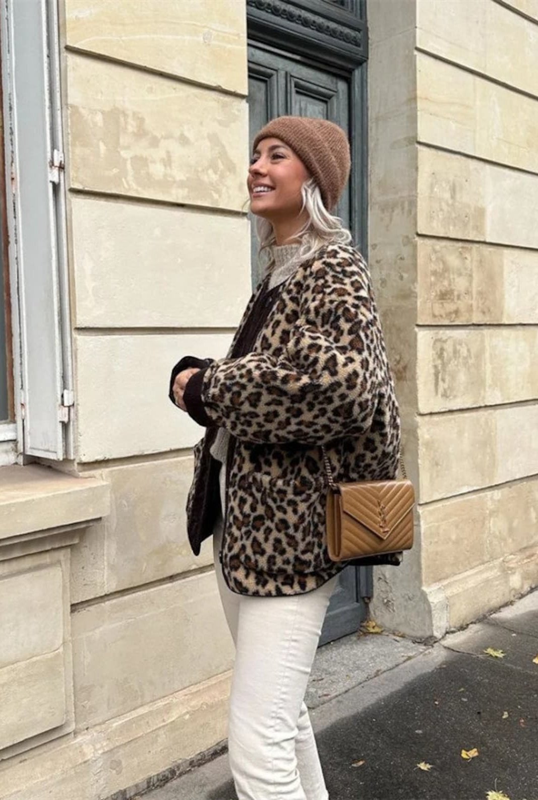 Oversized-Felljacke | Knopfleiste & Statement-Print | Kuschelige Eleganz