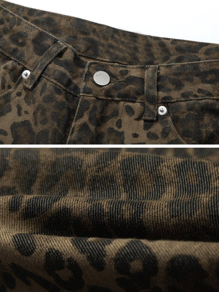 Morvessa – Weite Jeans mit Leopardenmuster