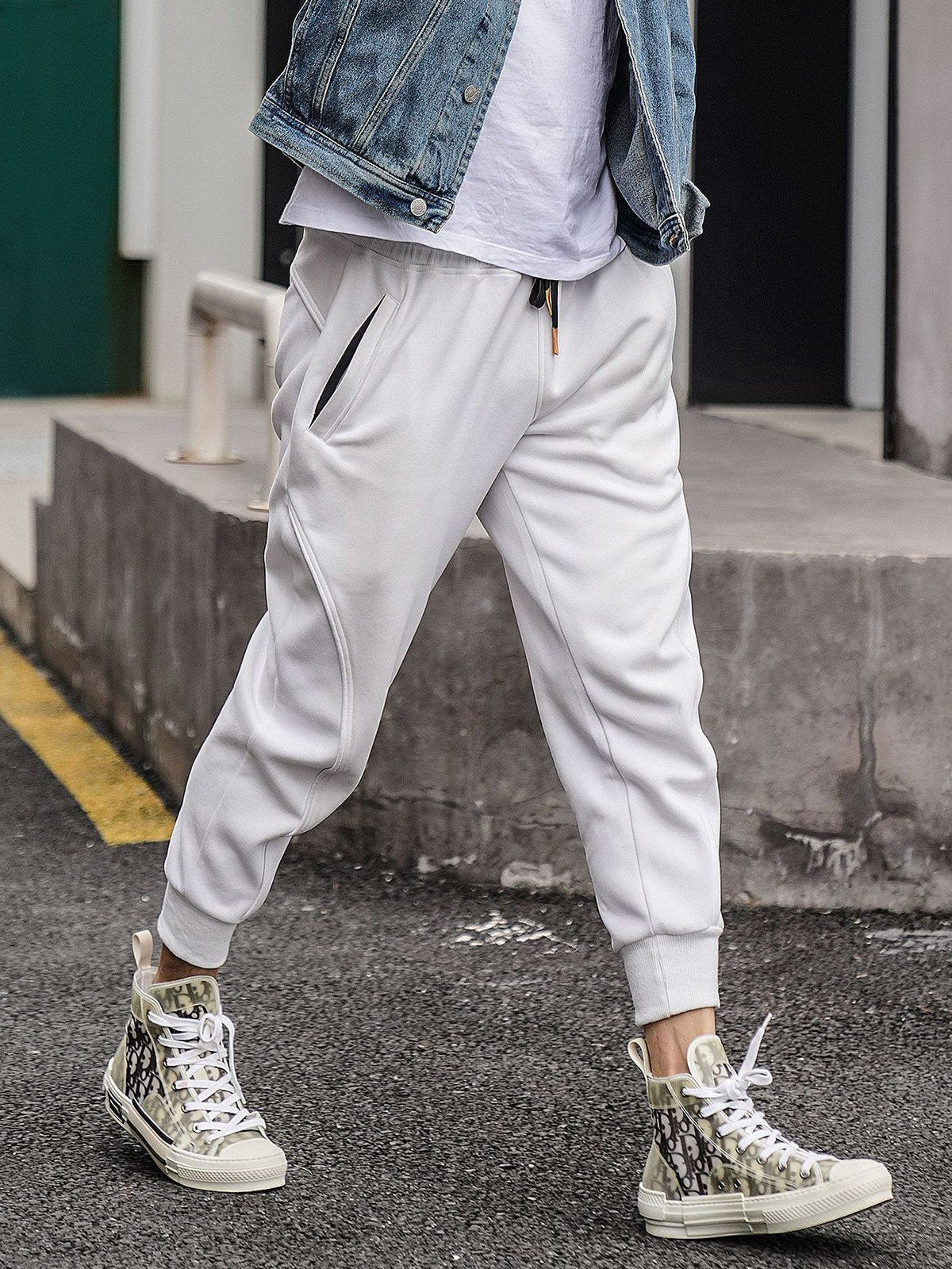 Avelena | Loose Fit Trainingshose