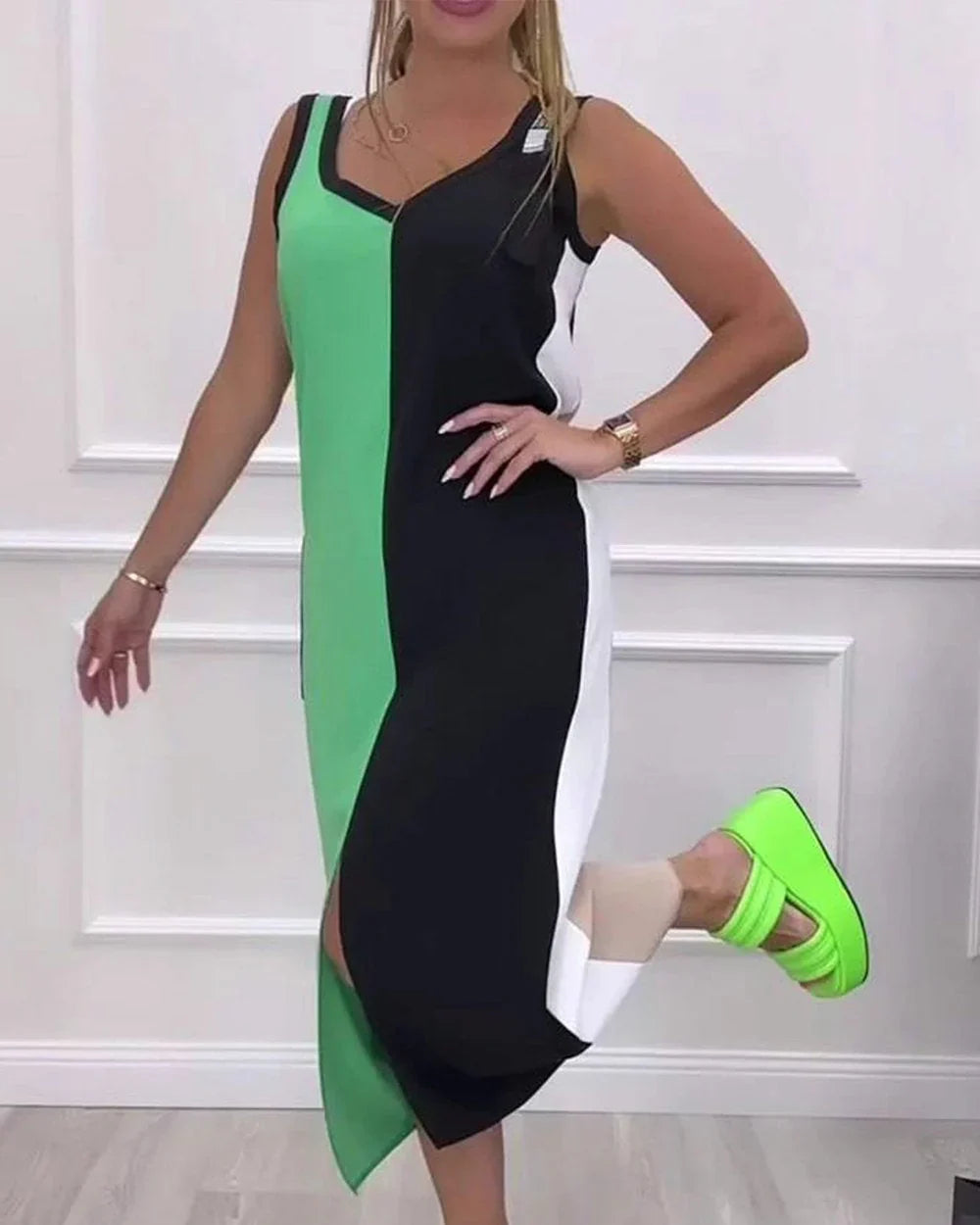Elyssa – Elegantes Midikleid im Colorblock-Look