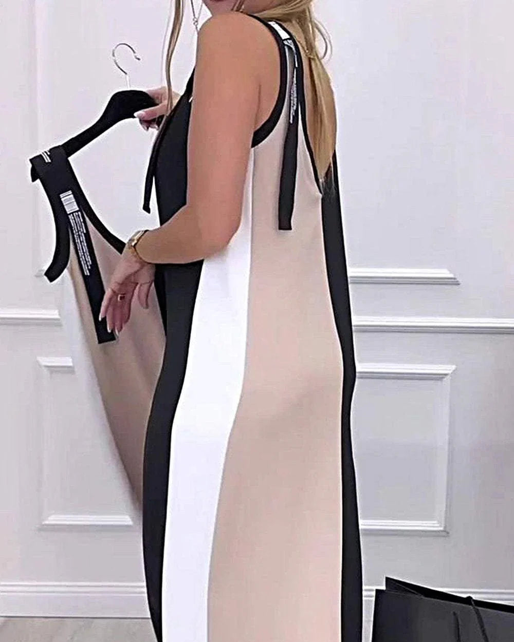 Elyssa – Elegantes Midikleid im Colorblock-Look