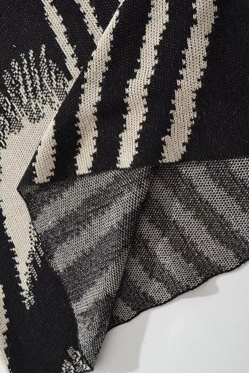Avelena | Maxi-Strickkleid mit Rundhalsausschnitt