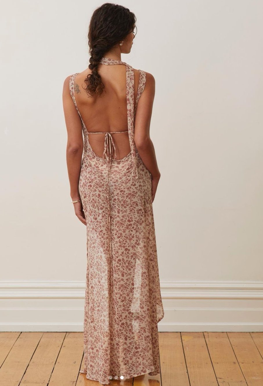 Avelena | Rückenfreies Durchsichtiges Maxikleid mit Schlitz