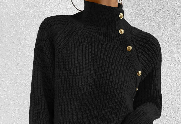 Strickpullover | Hoher Kragen & Zierknöpfe | Elegante Wärme