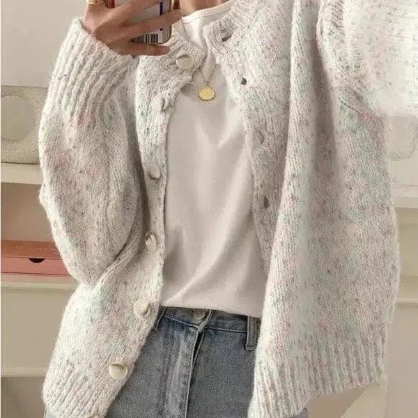 Kuschelige Strickjacke | Weiche Wolle & Knopfdetails | Lässiger Komfort