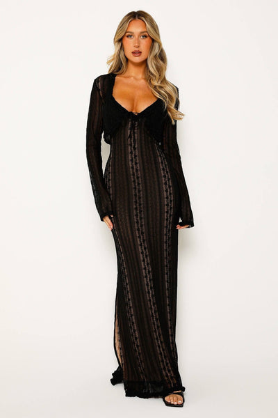 Avelena | V-Neck Lace Set