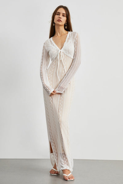 Avelena | V-Neck Lace Set