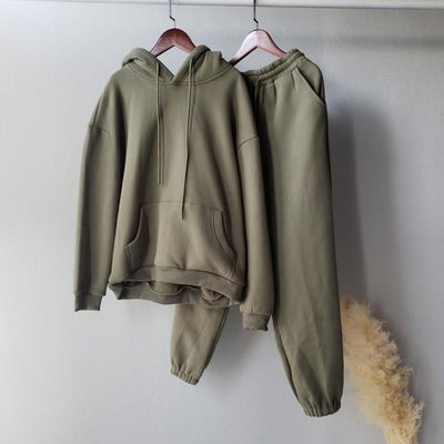 Avelena | Fleece-Kapuzenpulli & Jogger-Hose